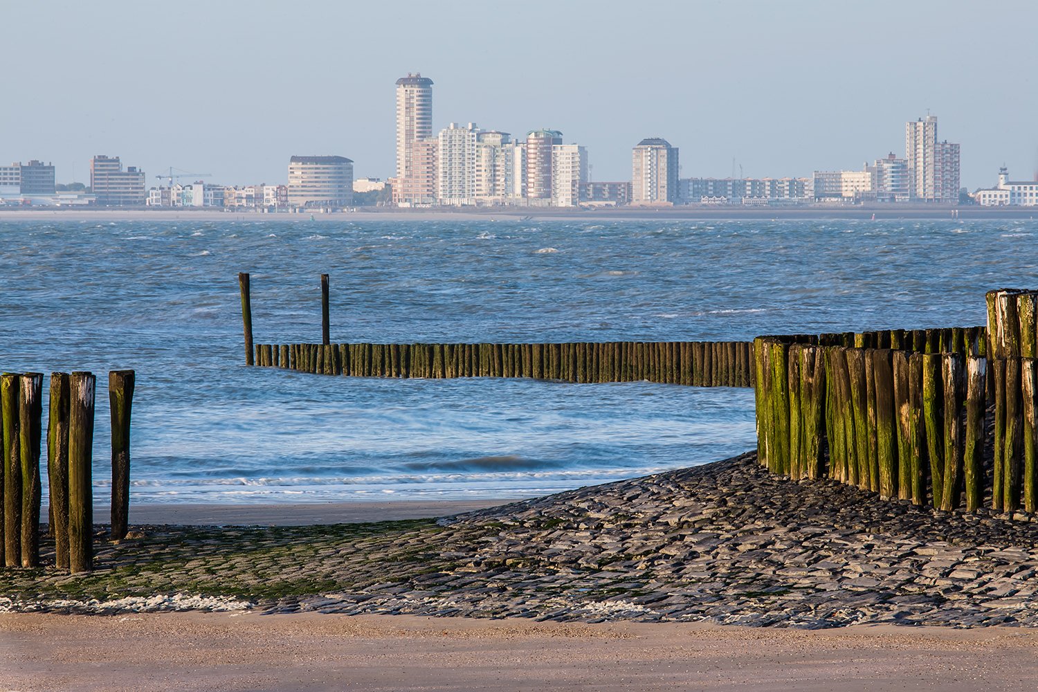 00002_M2_BRESKENS4_170507_5744RCCz+30_15