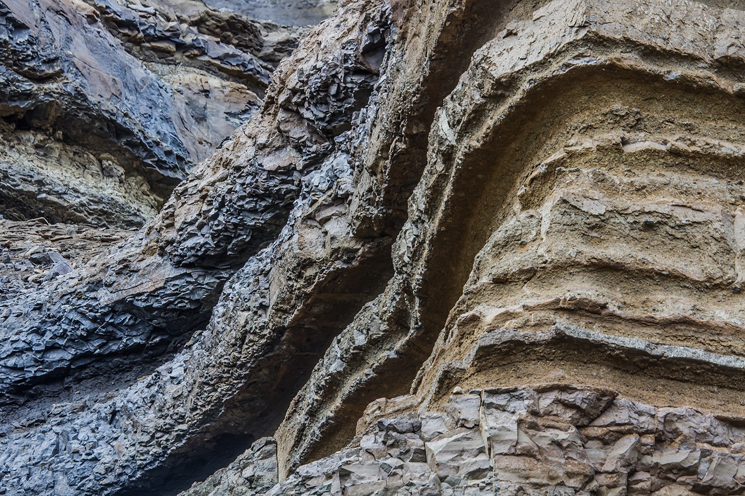 00003_M3_IJSLAND10_7D_FELLEBEAR_3_9718RCCz+60_15