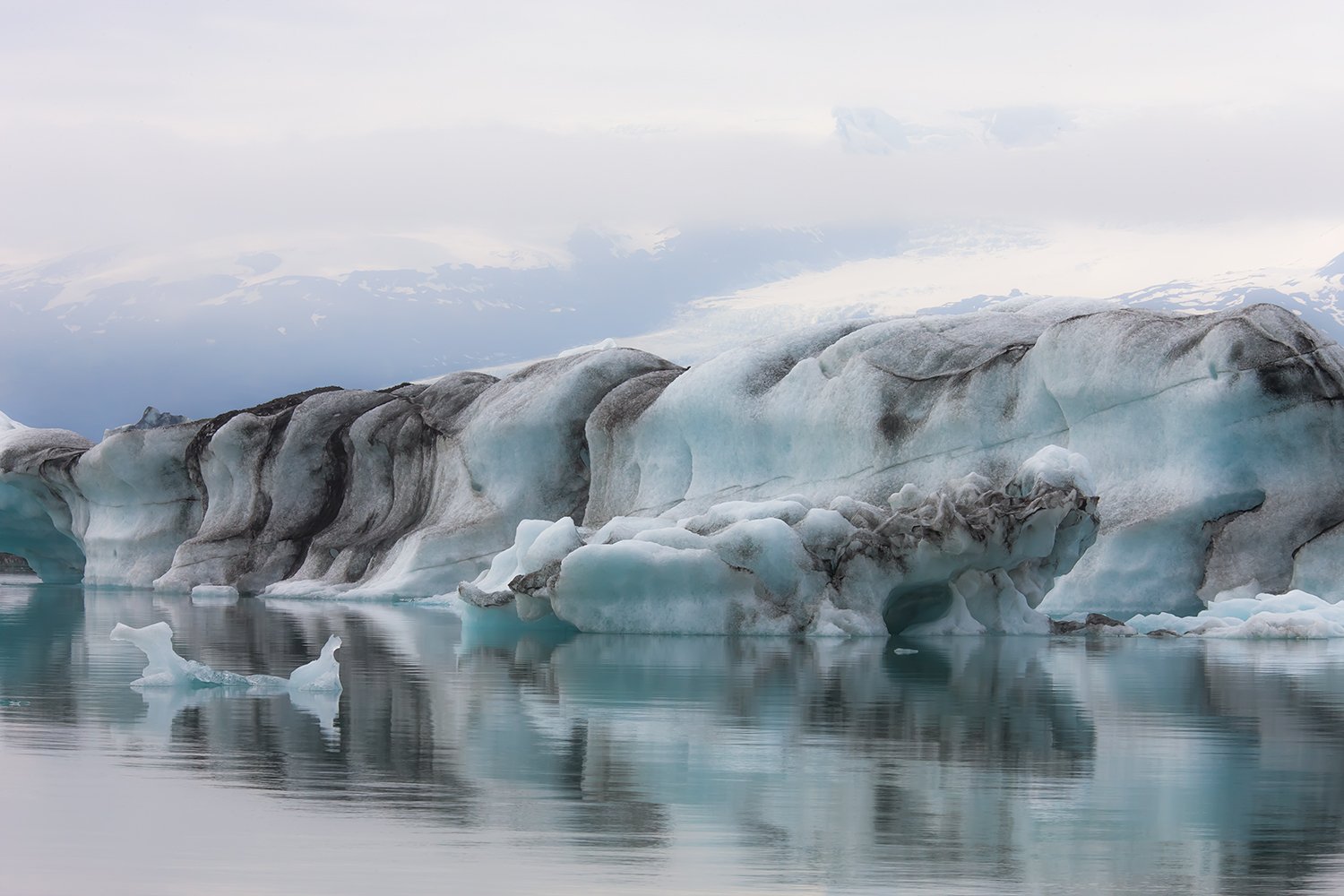 00095_2009_06_30_jOKULSARLON_ZWART_STRAND_7524RCCz-40_15
